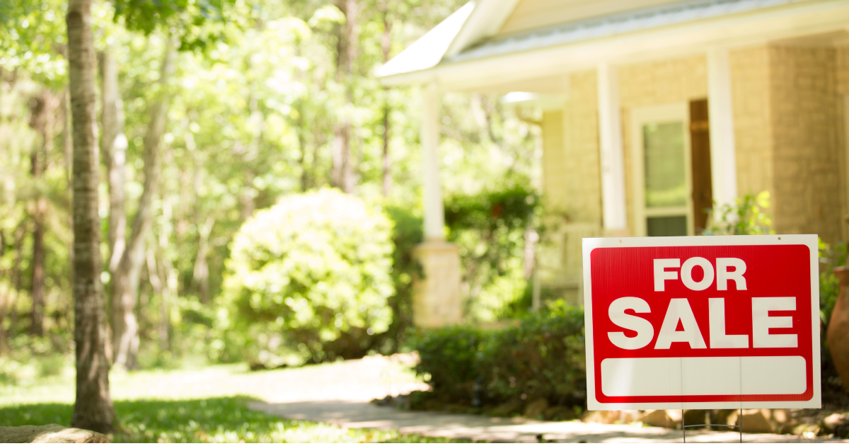 Navigating the Home Buying Process in the Summer